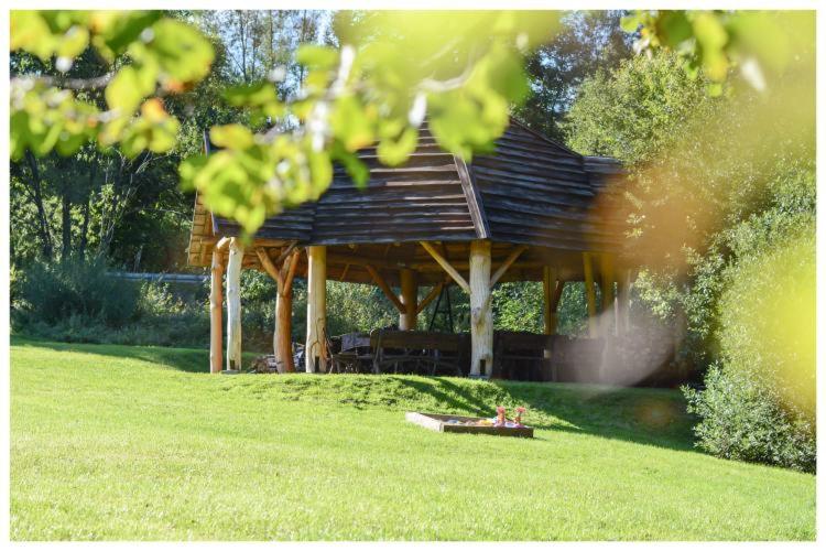 펜션 Zagroda Berezanka