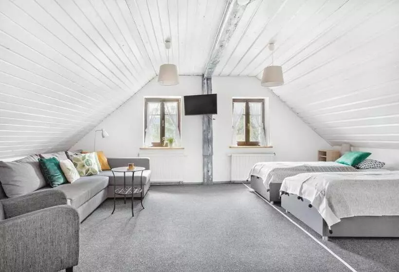 リゾートホテル Osrodek Wypoczynkowy Lesniczówka & Elias Spa