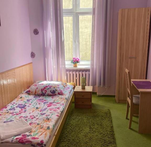 هاستل Relax   Usługi Noclegowe