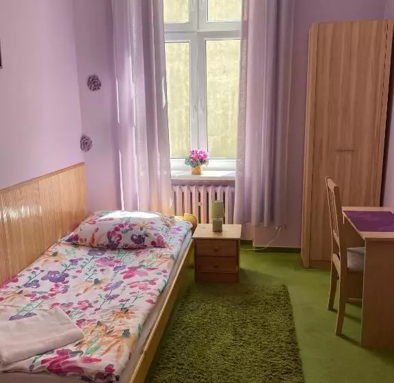 هاستل Relax   Usługi Noclegowe