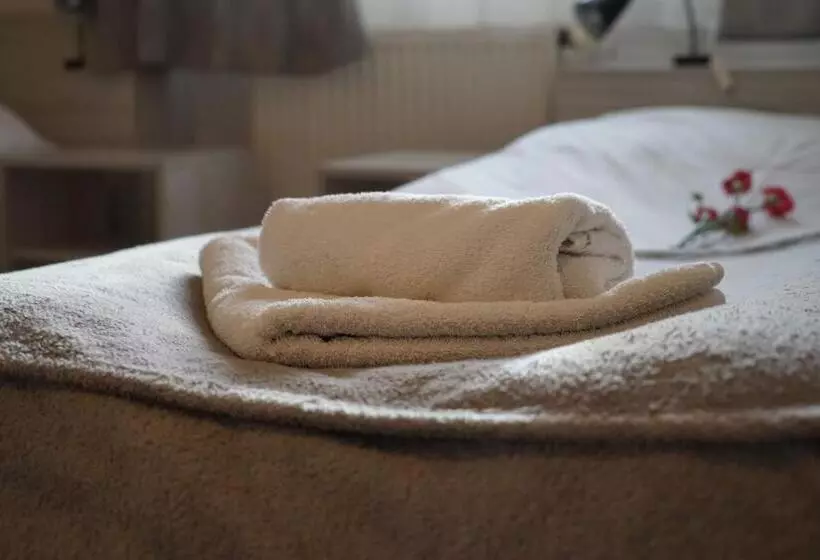 ベッドアンドブレックファースト Dom Gościnny 8 Km Od Suntago, Deepspot