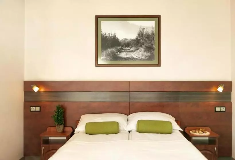 تختخواب و صبحانه Dw Bogun