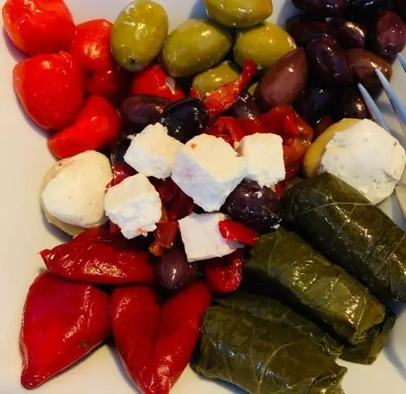 تختخواب و صبحانه Dw Bogun