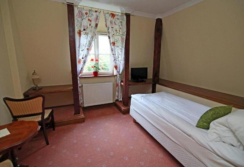 צימר Dwór Bieland