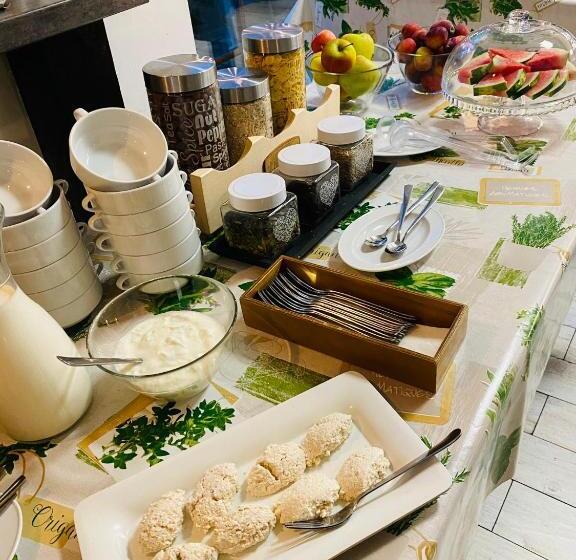 צימר Old Tree Home & Restaurant