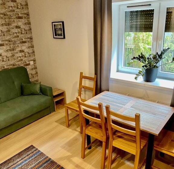 צימר Old Tree Home & Restaurant