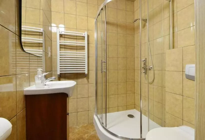 Aamiaismajoitus (B&B) Pensjonat Paskal