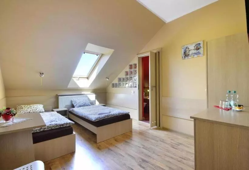 Aamiaismajoitus (B&B) Pensjonat Paskal