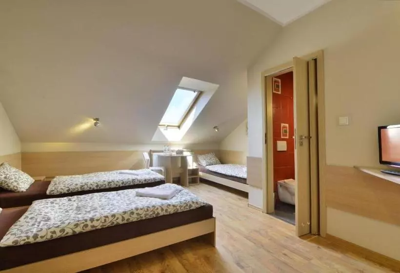 Aamiaismajoitus (B&B) Pensjonat Paskal