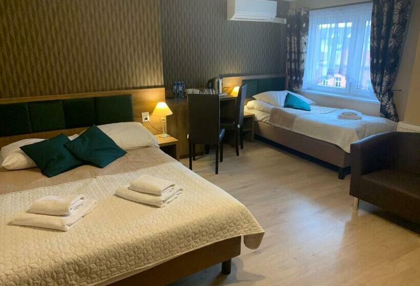 ベッドアンドブレックファースト Stratos