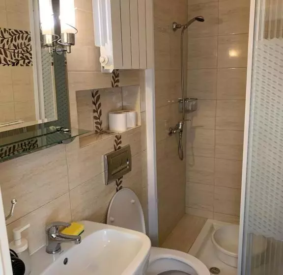 Aamiaismajoitus (B&B) Stratos