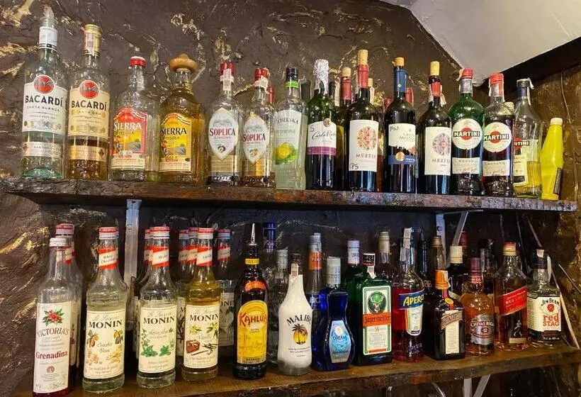 Aamiaismajoitus (B&B) Stratos