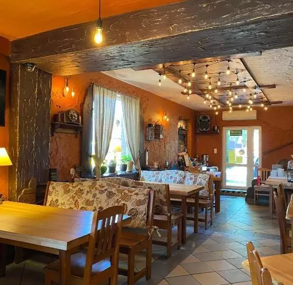 Aamiaismajoitus (B&B) Stratos