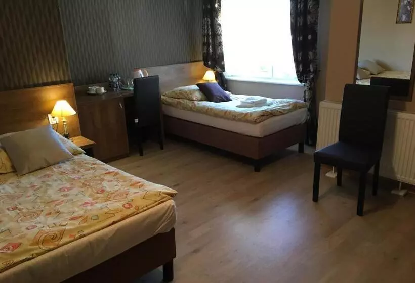 Aamiaismajoitus (B&B) Stratos