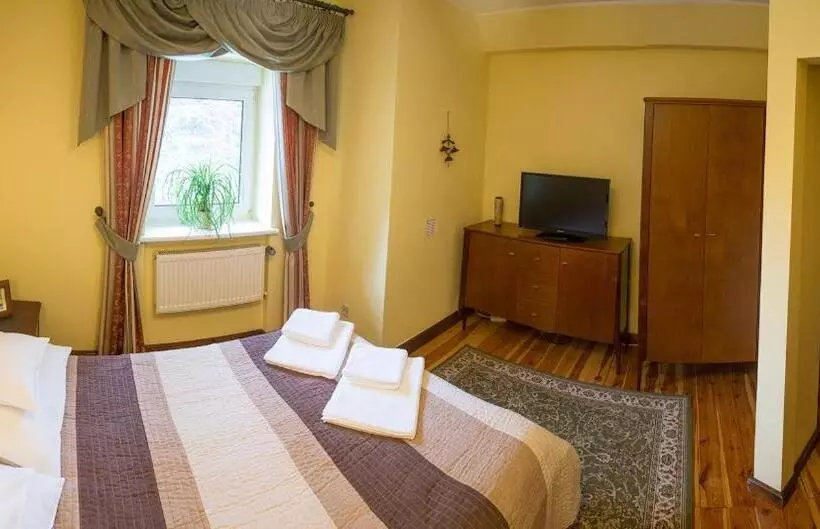 Aamiaismajoitus (B&B) Szwajcarka