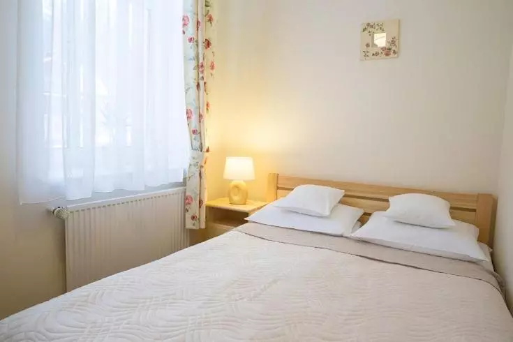 Aamiaismajoitus (B&B) Szwajcarka
