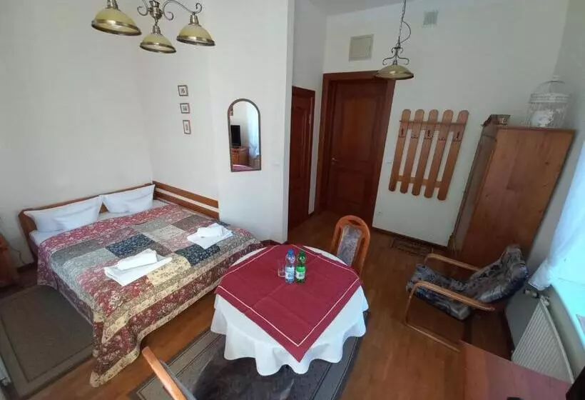 Aamiaismajoitus (B&B) Szwajcarka