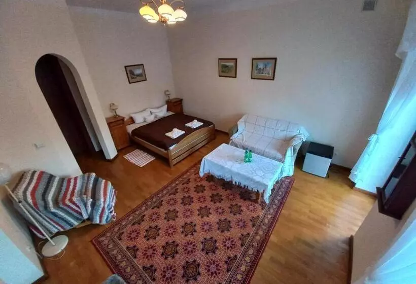 Aamiaismajoitus (B&B) Szwajcarka