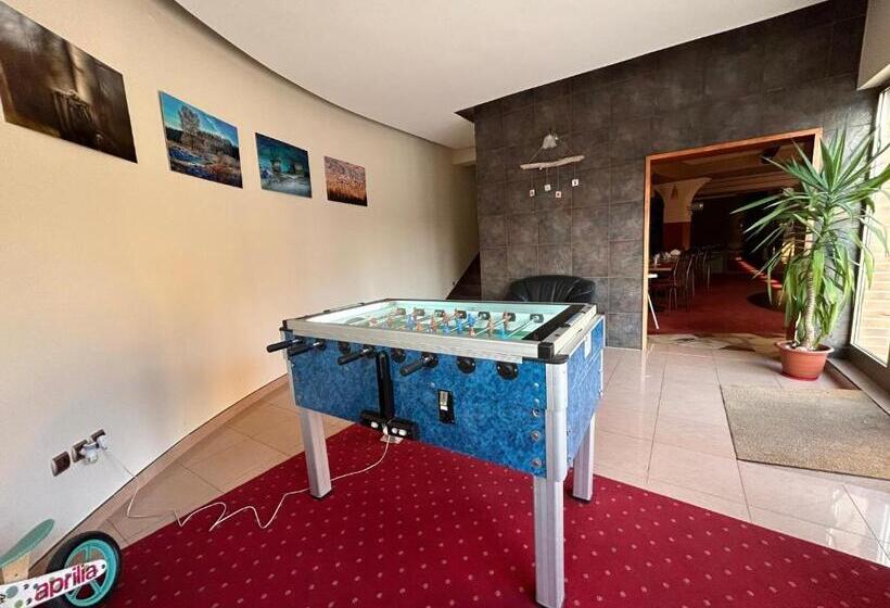 تختخواب و صبحانه Villa Gemini