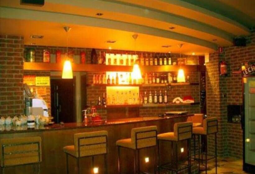 تختخواب و صبحانه Villa Gemini