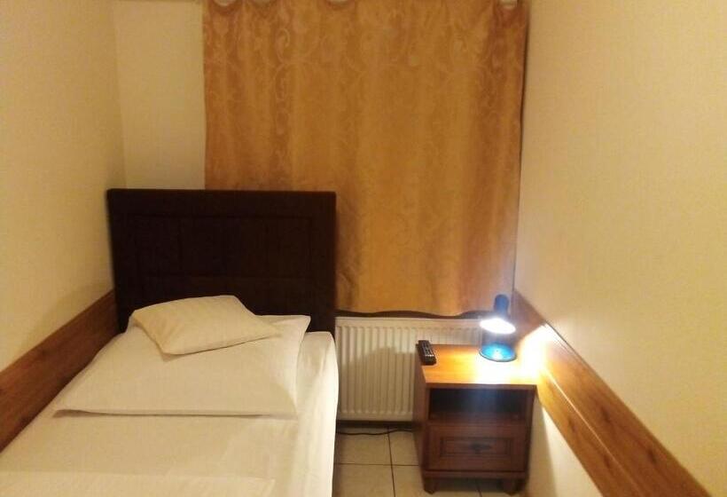 تختخواب و صبحانه Villa Minerva