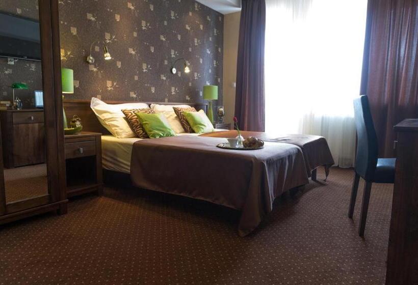 تختخواب و صبحانه Willa Magnolia