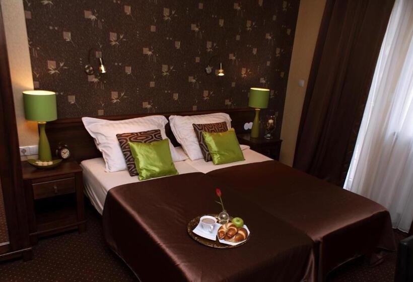 تختخواب و صبحانه Willa Magnolia