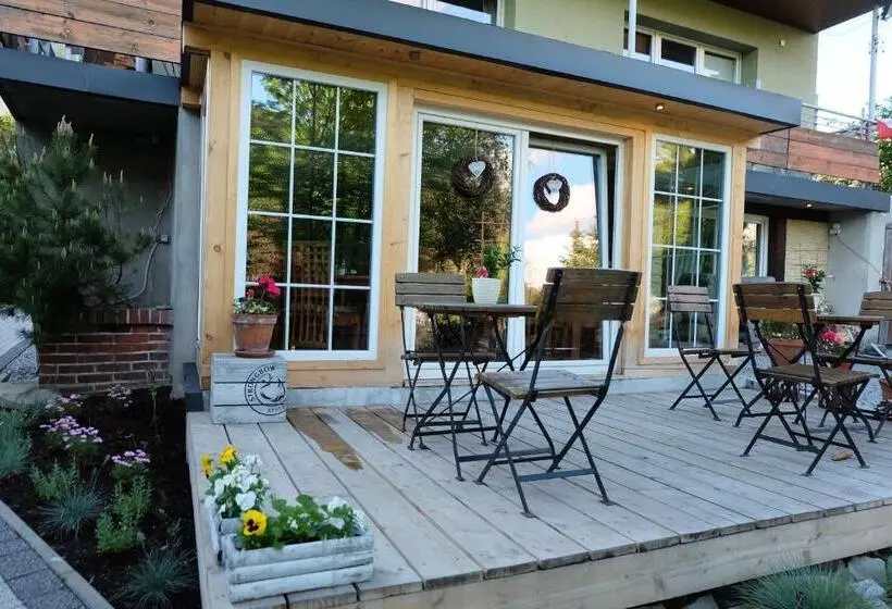 تختخواب و صبحانه Willa Pod Aniołem