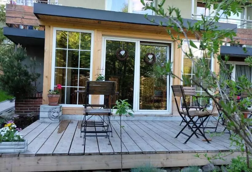 تختخواب و صبحانه Willa Pod Aniołem