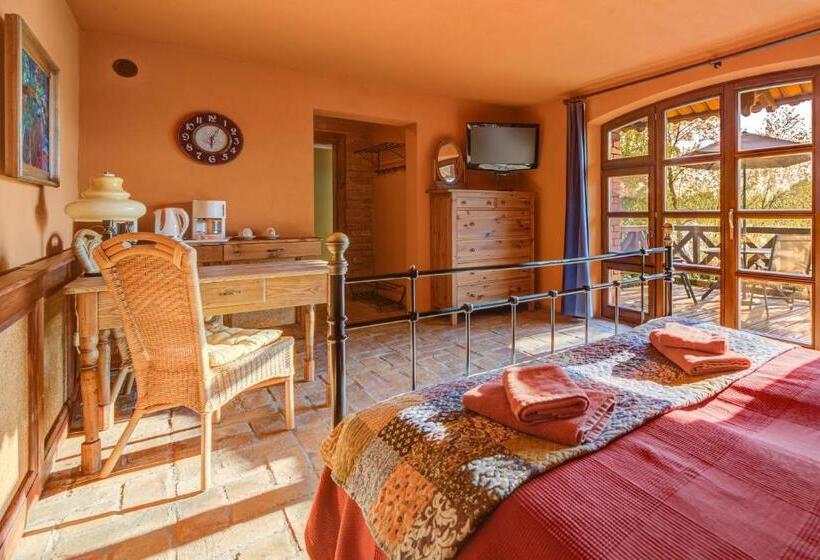 ベッドアンドブレックファースト Willa Szara Sowa