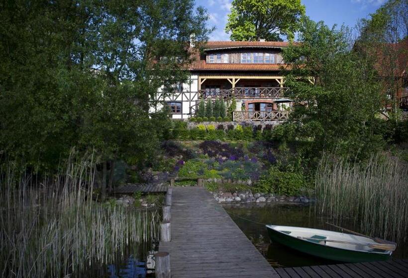 ベッドアンドブレックファースト Willa Szara Sowa