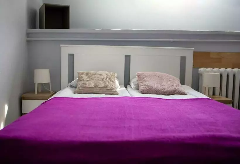 Hostel Universus