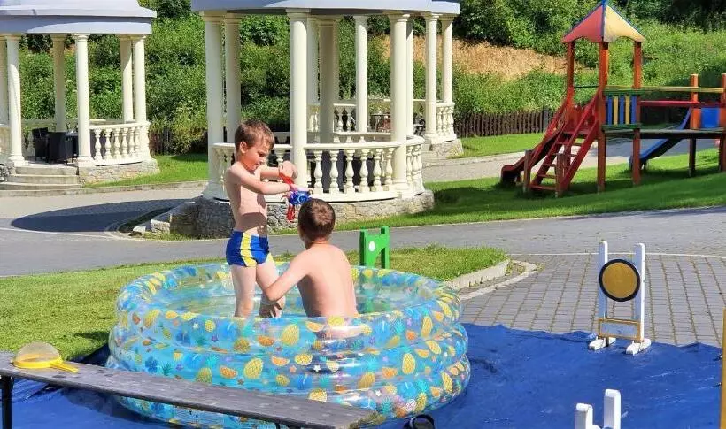 Hotelli Dwór Maria Antonina