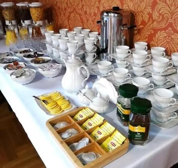 Hotelli Dwór Maria Antonina