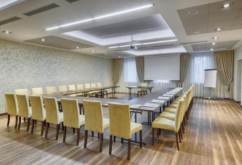 בית מלון כפרי Lazur Spa & Conference