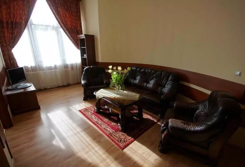 ホテル Rezydencja Spalska