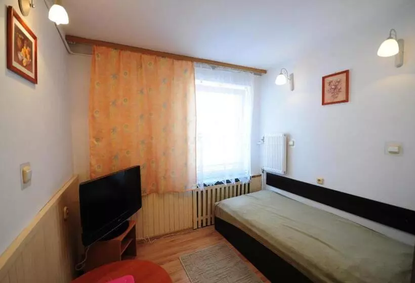 Hotelli Wysoka Brama