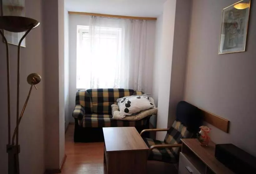 Hotelli Wysoka Brama