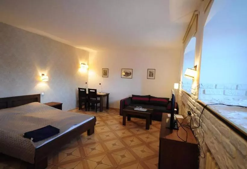 Hotelli Wysoka Brama