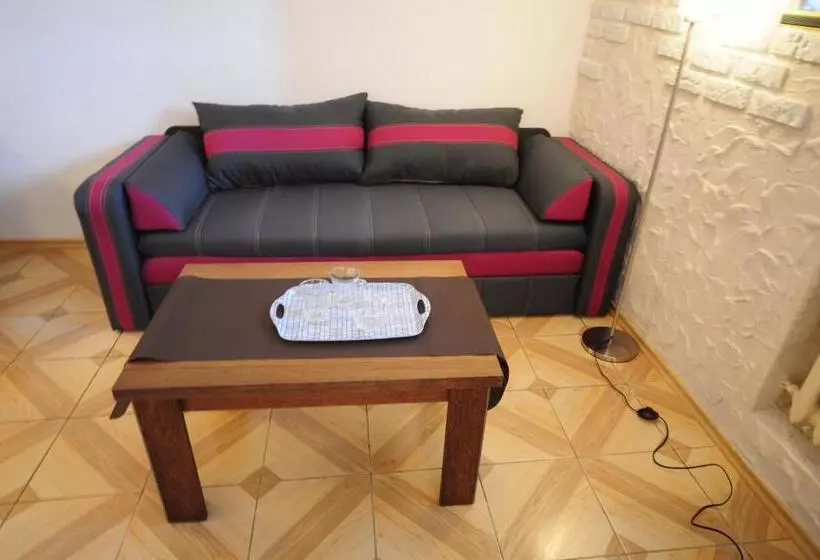 Hotelli Wysoka Brama