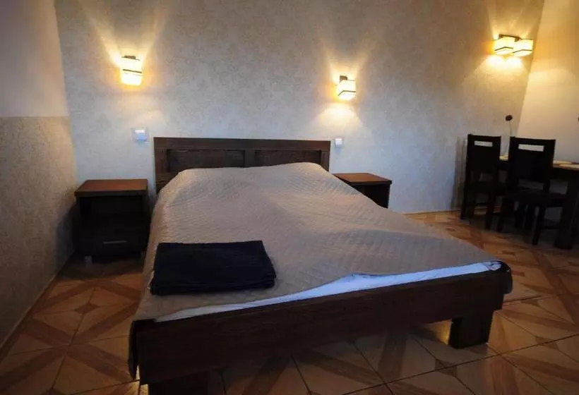 Hotelli Wysoka Brama