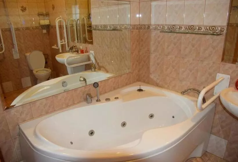 モーテル Zajazd Kwadrat