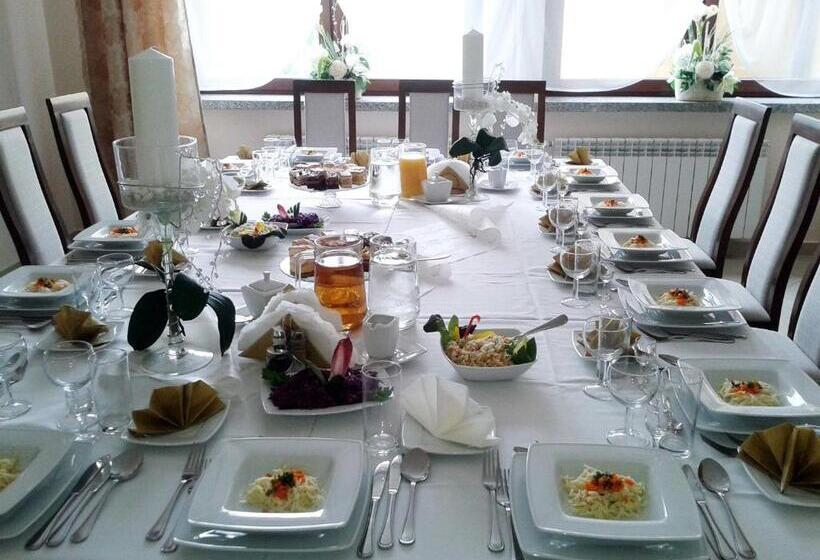 モーテル Zajazd Kwadrat