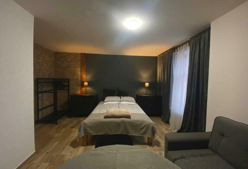 פנסיון Polonia