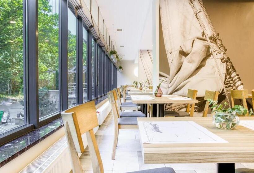 リゾートホテル Centrum Zdrowia I Wypoczynku Ikar