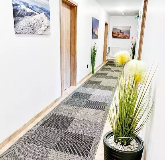 Retkeilymaja Pod Gromadzyniem Resort