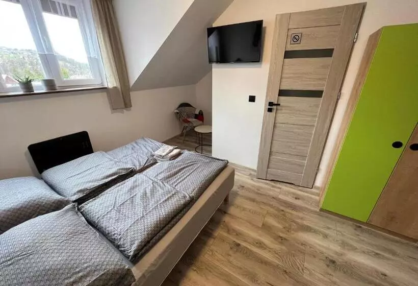 Retkeilymaja Pod Gromadzyniem Resort