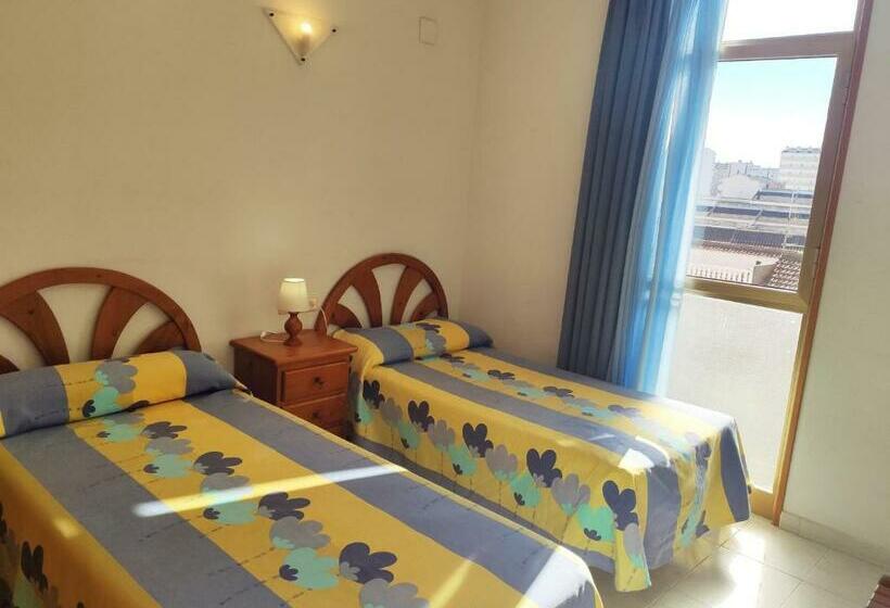 Apartamentos Mediterraneo 3000