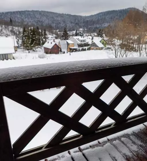 ベッドアンドブレックファースト Cisna Chata