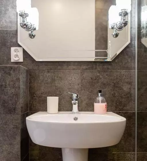 ベッドアンドブレックファースト Cisna Chata